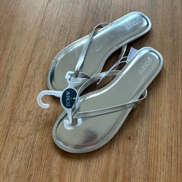 J. Crew Flat Thong Slide On Sandals Silver NWT Women’s Size 9 - Picture 1 of 6